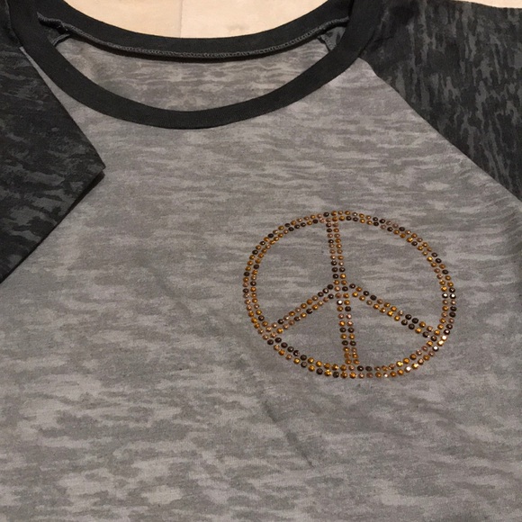 RESURRECTED STUDDED TEE. NWT - Picture 2 of 4